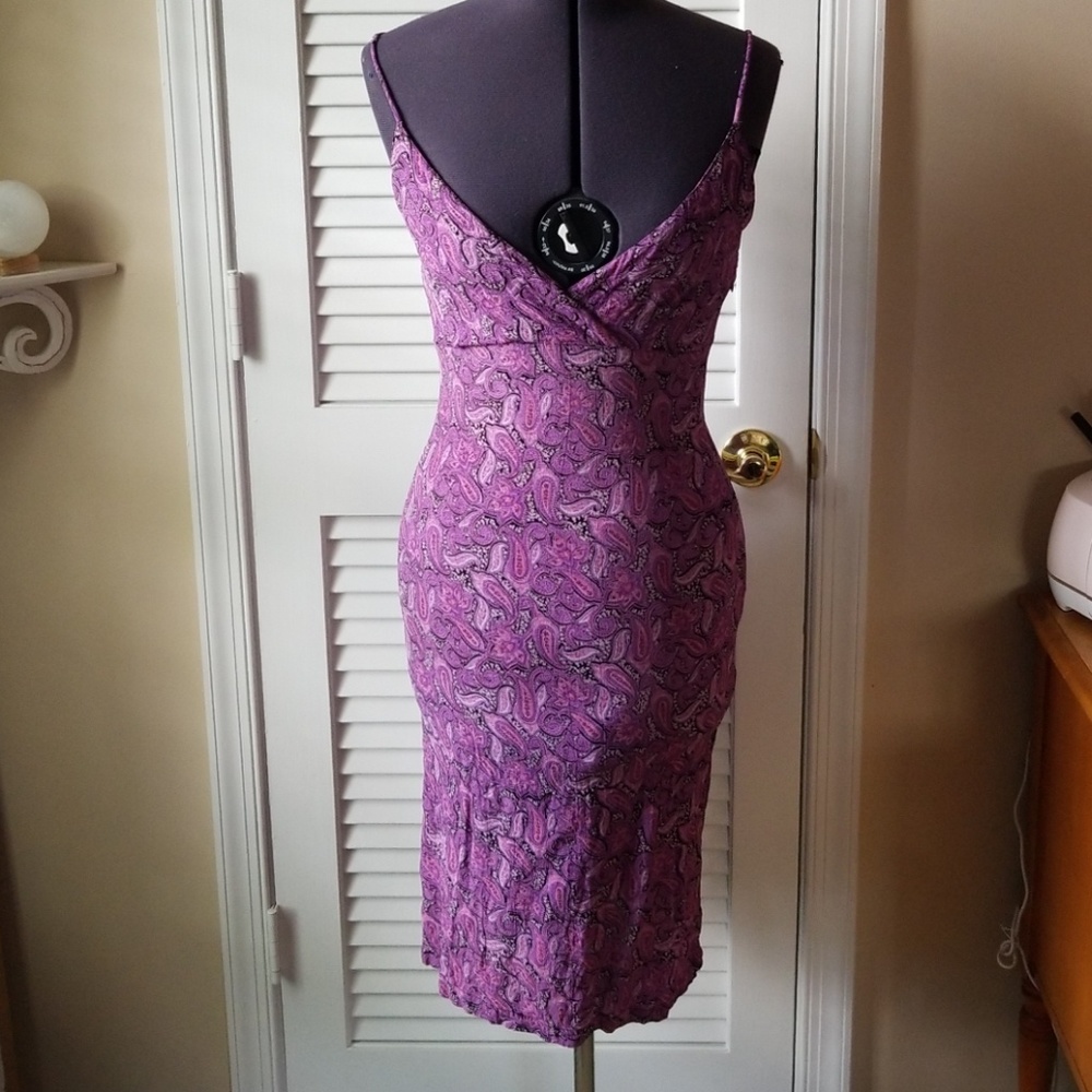 Form fitting paisley spaghetti strap dress